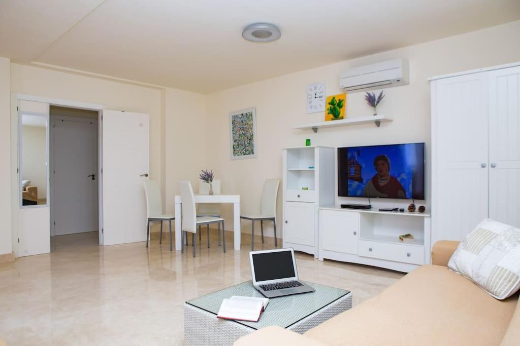 אדחה 2 Bedrooms Apartment In Magnolia Golf Resort, La Caleta מראה חיצוני תמונה